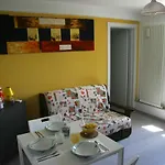 Lilli 3 Apartment