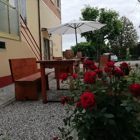 Lilli 3 Lägenhet Ferrara